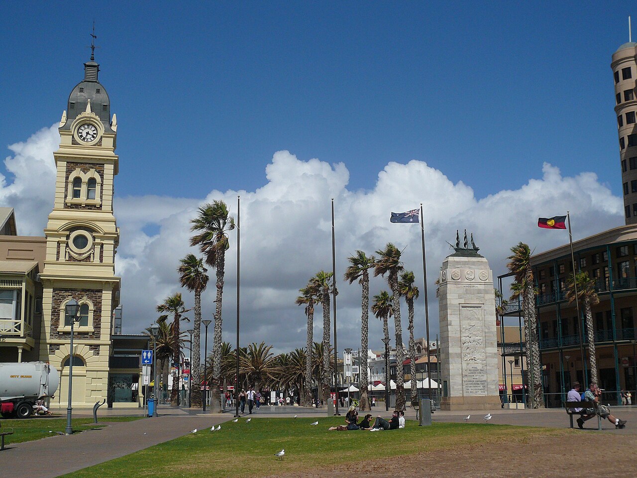 Glenelg Surf Life Saving Club